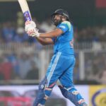 Rohit Sharma Century:  हिटमैन ने फिर दिखाया दम, वेस्टइंडीज के खिलाफ 72 गेंदों में शतक; 200 घरेलू छक्कों का रिकॉर्ड